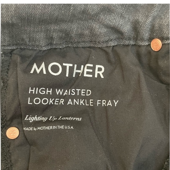MOTHER DENIM High Waisted Looker
Ankle Fray Size 25 Color Lighting up Lanterns - Picture 5 of 7